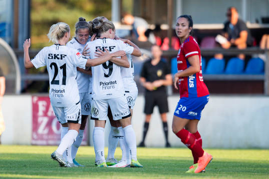 Göteborgs Natalia Kuikka jublar medan Vittsjös Michelle