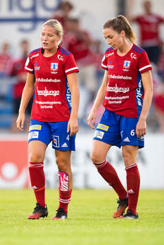 Vittsjös Saga Jontoft och Clara Markstedt deppar