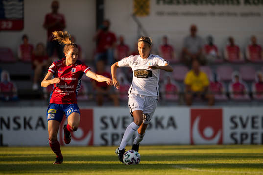 Vittsjös Clara Markstedt jagar Göteborgs Emma Kullberg