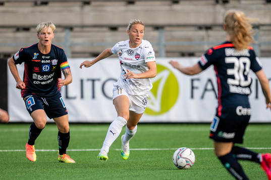 Linköpings Nilla Fischer och Rosengårds Mimmi Larsson