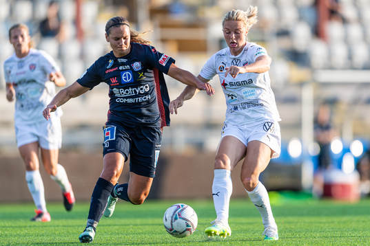 Rosengårds Mimmi Larsson mot Linköpings Emma Lennartsson