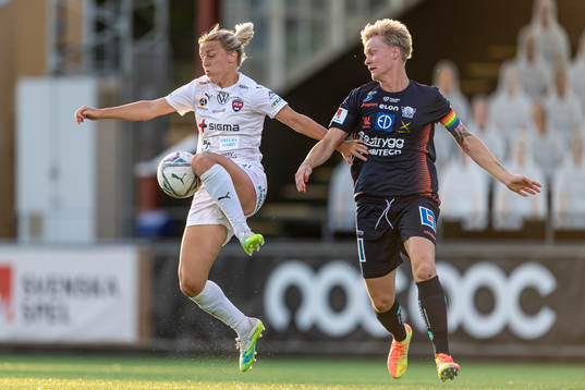 Rosengårds Mimmi Larsson mot Linköpings Nilla Fischer
