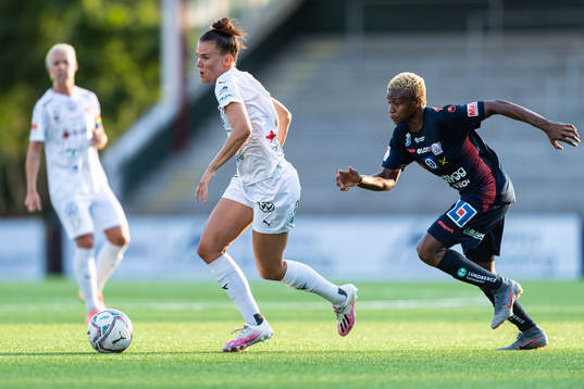 Rosengårds Katrine Veje och Linköpings Uchenna Grace Kanu