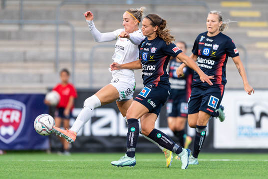 Rosengårds Sanne Troelsgaard mot Linköpings Emma