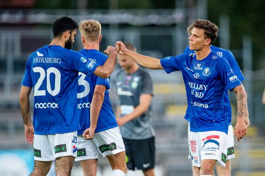 Trelleborgs Mouhammed Ali Dhaini och Herman Hallberg jublar