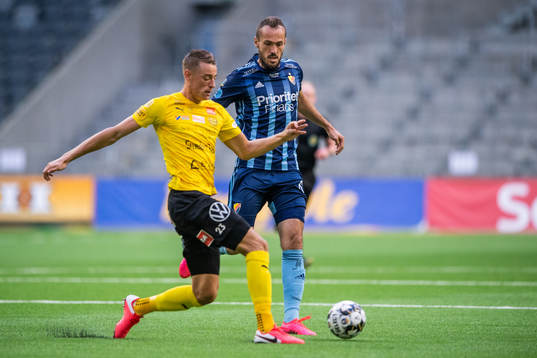 Mjällbys Jesper Löfgren och Djurgårdens Emir Kujovic