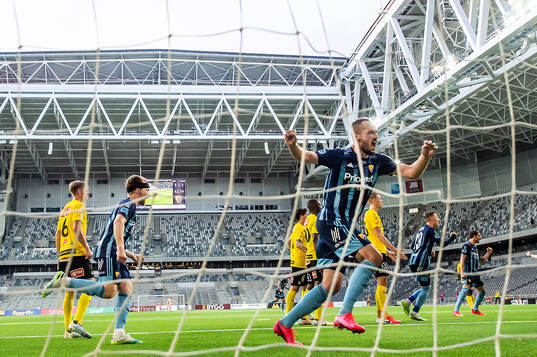 Djurgårdens Emir Kujovic jublar