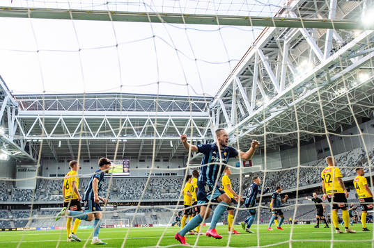 Djurgårdens Emir Kujovic jublar