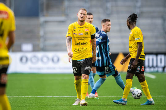 Mjällbys David Löfquist deppar