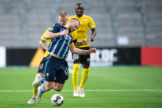 Mjällbys David Löfquist och Djurgårdens Jesper Karlström