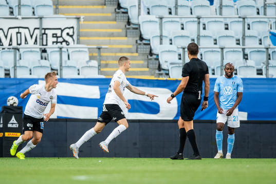 Örebros Jake Larsson  jublar