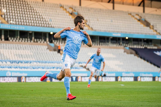 Malmö FFs Adi Nalic jublar