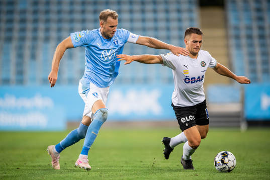 Malmö FFs Ola Toivonen och Örebros Benjamin Hjertstrand