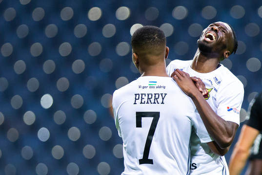 Östersunds Blair Turgott och Östersunds Nebiyou Perry