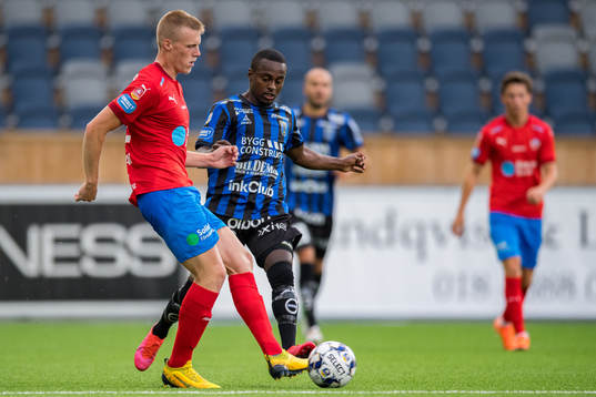 Helsingborgs Emil Hellman och Sirius Nahom Girmai Netabay
