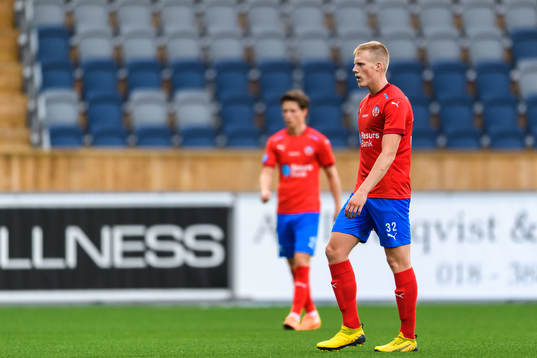 Helsingborgs Emil Hellman deppar