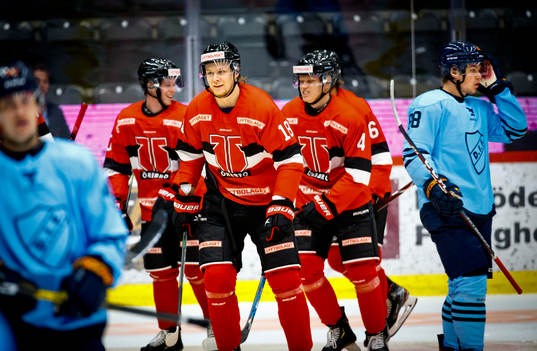 Örebros Hockey Rodrigo Abols jublar
