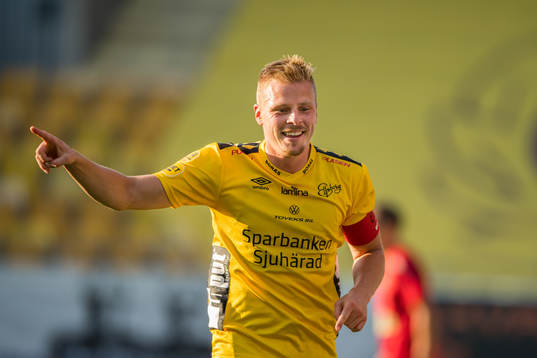 Elfsborgs Per Frick jublar