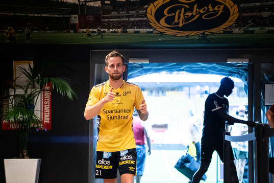 Elfsborgs Rasmus Alm gör tummen upp
