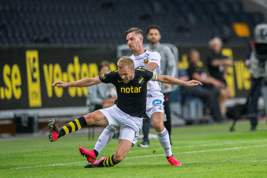 s Sebastian Larsson
