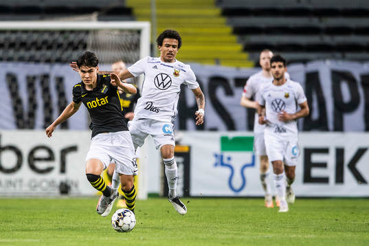 s Eric Kahl och Östersunds Jerell Sellars