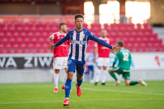 Bläddra bland fler bilder av Fotboll, Allsvenskan, Kalmar - IFK Göteborg