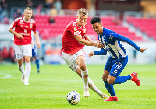 Kalmars Svante Ingelsson och IFK Göteborgs Tobias Sana