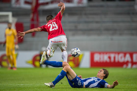 Kalmars Romário Pereira Sipião och IFK Göteborgs August