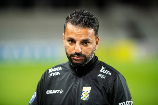 IFK Göteborgs tränare Poya Asbaghi