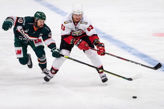 Kristianstads Rikard Olsén och Malmö Redhawks Fredrik