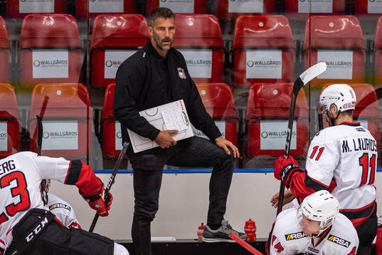 XMalmö Redhawks assisterande tränare Andreas Lilja