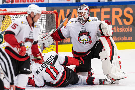 Malmö Redhawks målvakt Lars Volden deppar