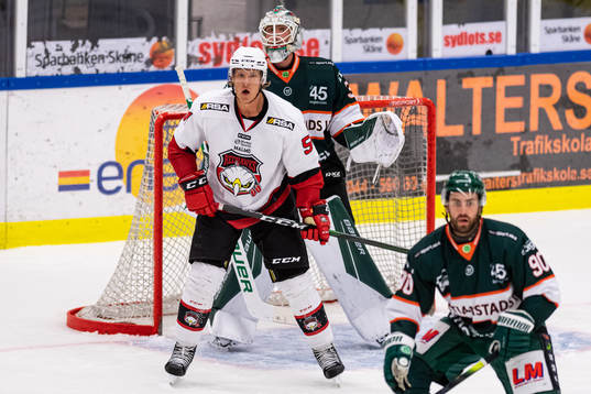 Malmö Redhawks Emil Sylvegård skymmer Kristianstads