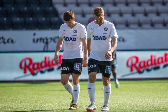Örebros Albin Granlund och Michael Almebäck deppar