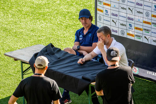 Djurgårdens tränare Thomas Lagerlöf och Örebros