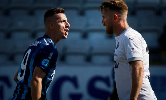 Djurgårdens Haris Radetinac och Örebros Michael Almebäck