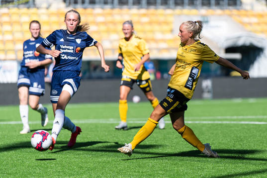 Elfsborgs Cornelia Andersson gör 1-0
