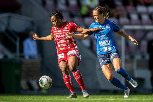 Piteås Faith Ikidi Michael och Eskilstunas Felicia Rogic