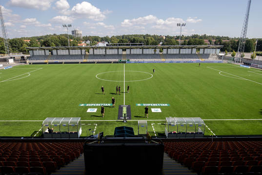 Iver Arena innan fotbollsmatchen i Superettan  mellan
