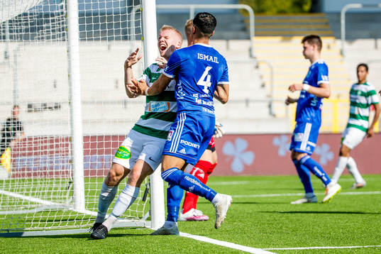 Västerås Simon Johansson och Umeås Dillan Ismail