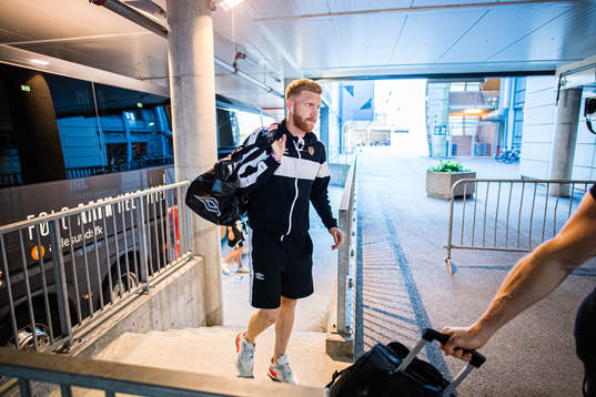 Fredrik Kjernmoen Carlsen of Aalesund arrives