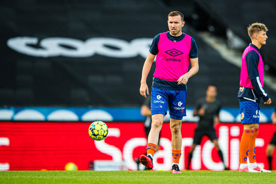 Jordon James Edward Sydney Mutch of Aalesund