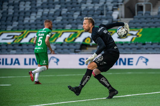 Hammarbys målvakt David Ousted