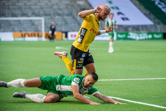 Elfsborgs Simon Strand och Hammarbys Vladimir Rodic