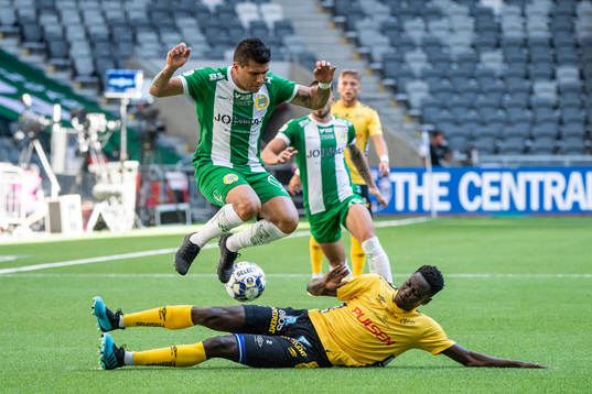 Hammarbys Paulinho och Elfsborgs Joseph Okumu