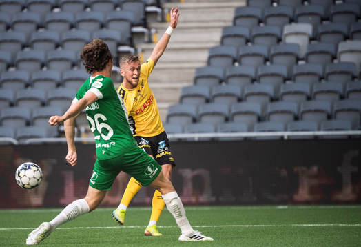 Elfsborgs Jesper Karlsson mot Hammarbys Kalle Björklund