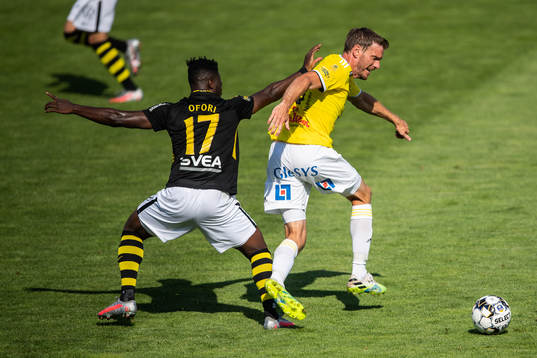 s Ebenezer Ofori och Falkenbergs Karl Söderström