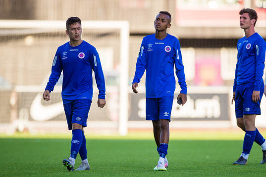 Karlslunds Sebastian Loyola Nydén och Salim Ali Mohammed