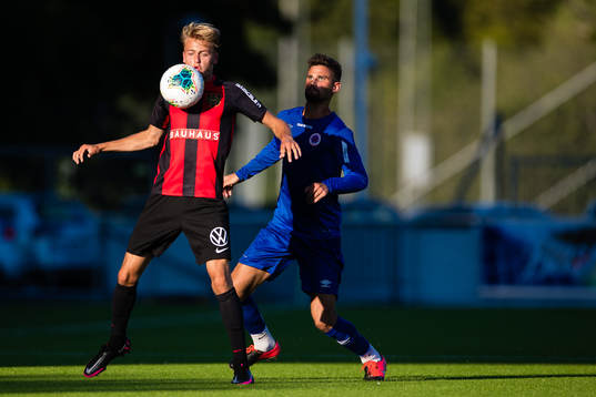 Brommapojkarnas Oskar Fallenius och Karlslunds Filip