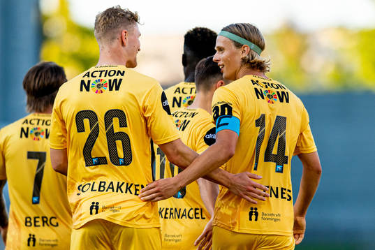 Ulrik Saltnes of Bodø/Glimt celebrates with teammate Ola